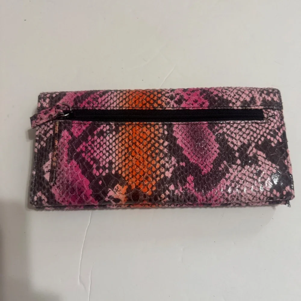 Kenneth Cole Reaction Pink Orange Snakeskin Trifold Wallet Faux Leather Clutch